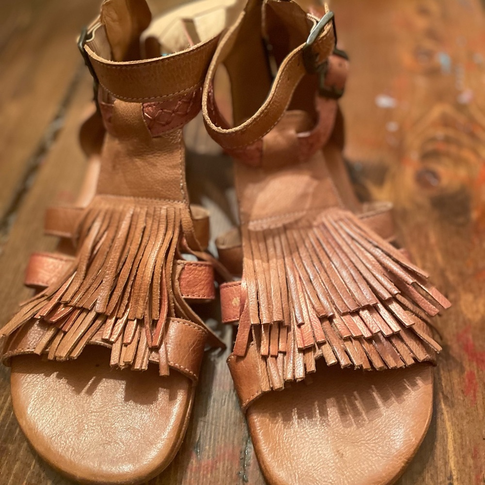 BedStu Sandals Size 11
